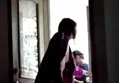 بابا فیلم نیمه سوپر خارجی نوئل چکش دو خدمتکار برفی در الاغ با یک آلت تناسلی مردانه.