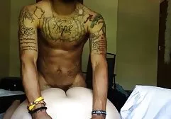 پاره کردن گربه سرقت و آن را به سوراخ فیلم سوپر خارجی 2018 کشیده شده است