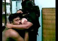 دختر لاغر سفید fucks در مرد سیاه پوست با سوپرخارجی جدید خروس بزرگ.