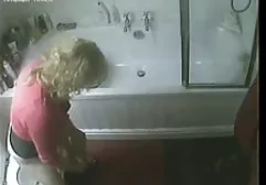 یک عضو فدرال و پس از آن در دستان سوپرخارجی اصل خود ایستاده بود