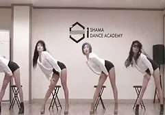 یک زن و شوهر از دختران دمار از روزگارمان درآورد دختر و کس را با cums تماشای فیلم سوپر خارجی پر کنید که در حال حاضر شکم خود را پر می کند.