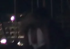 مخلوق فیلم سوپر خارجی خوب زن عرفانی یک مرد را تجاوز می کند.