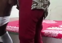 داغ عكس سكسي خارجي تانیا در لباس های سکسی در مقابل دوربین تلاش می کند