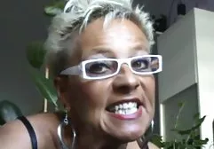 و در گربه و در الاغ دارای یک بلوند جوان فیلم سوپر سکسی بکن بکن خارجی است