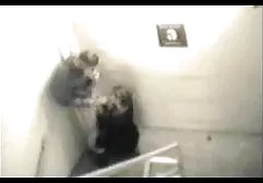 یک دختر ویدیو سوپر خارجی در معنای واقعی دوست دوست دخترش