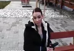 این پسر با دو مو بور سوپربکن خارجی شیطان fucks است