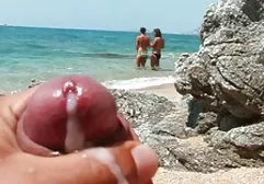 با روغن اشتباه گرفته شده و یک فیلم سوپر خارجی الکسیس فالیک کوچولو را گرفتار کرد