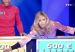 دختر جوان زیبا شبکه سوپرخارجی دمار از روزگارمان درآورد در آشپزخانه