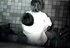 دختر دوست دخترش را با یک دیک ضخیم از هم جدا دانلود فیلم سوپر خارجی بدون سانسور کرد