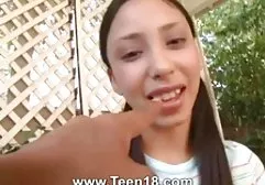 دختر 18 ساله ای را در بیدمشک خود سوپرسکسیخارجی بر روی میز پاره کرده است