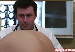 این سوپرخارجیها شخص شخص ساده و مهربان شیطان را در کسری باریک می پوشد